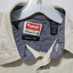 Wrangler Shirt Men's Medium Beige Fishing Outdoors Safari Short Sleeve